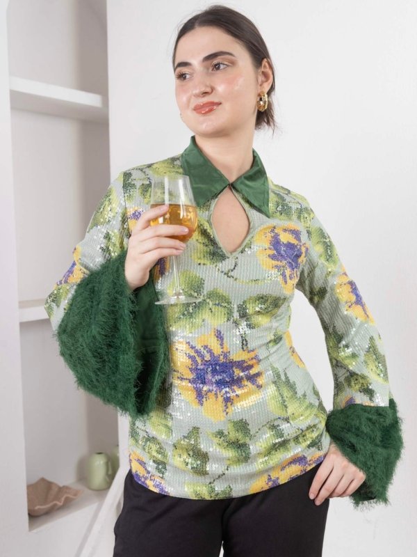 Aura Keyhole Top (Collared Keyhole Top)